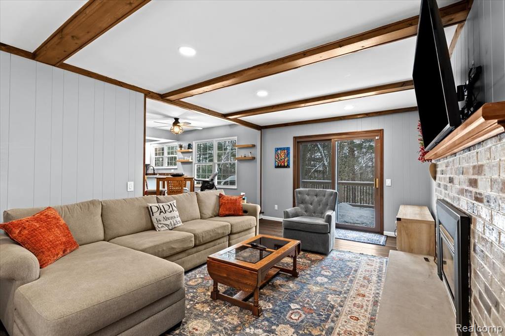 3783 Glen Hills Drive, Hartland, MI 48353 — Photo 13