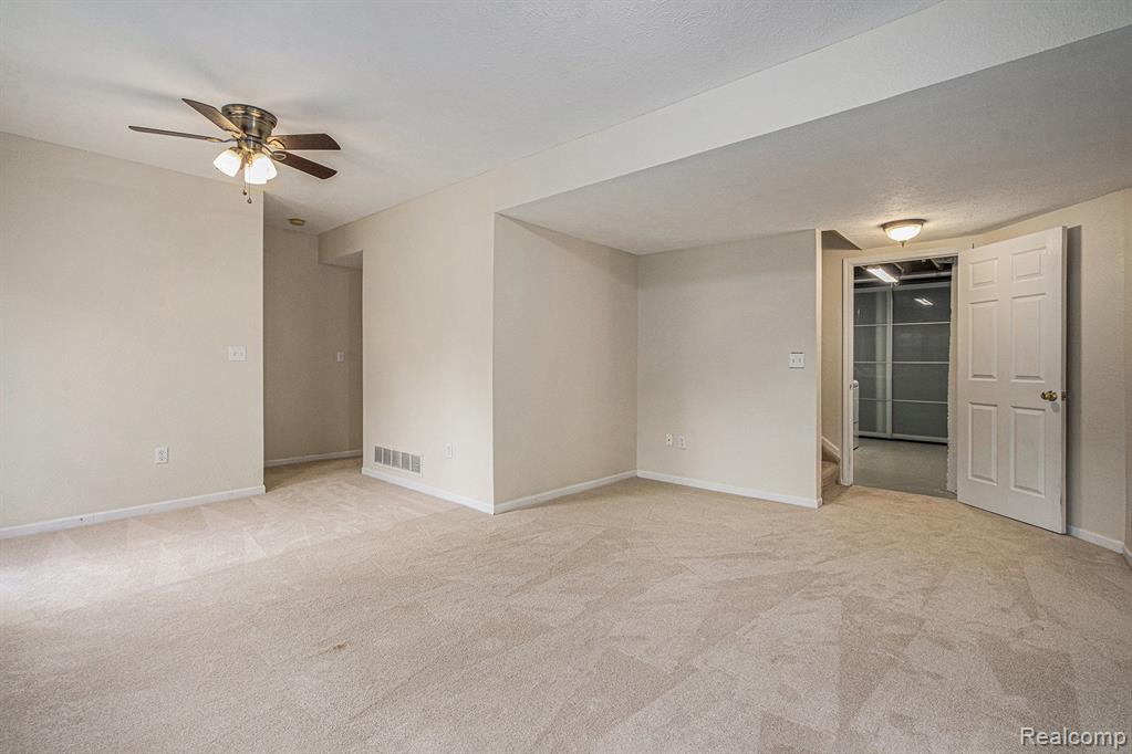 3598 Bent Trail Drive, Ann Arbor, MI 48108 — Photo 34