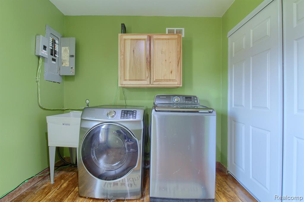 6570 HIVON Road, Carleton, MI 48117 — Photo 19