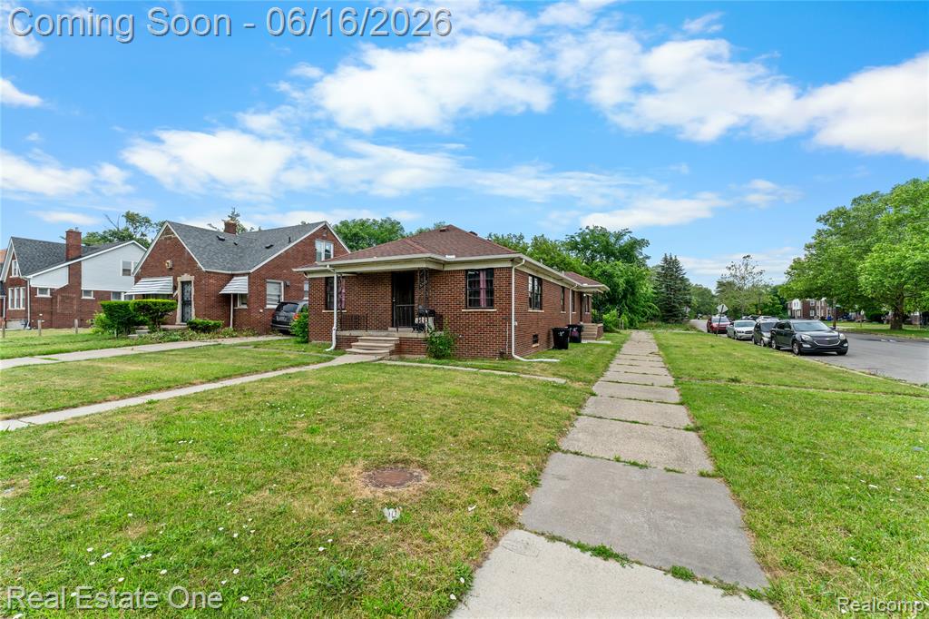 5200 Chalmers Street, Detroit, MI 48213 — Photo 2