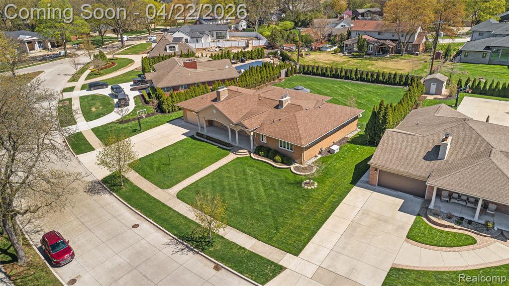 409 Crescent Drive, Dearborn, MI 48124 — Photo 2