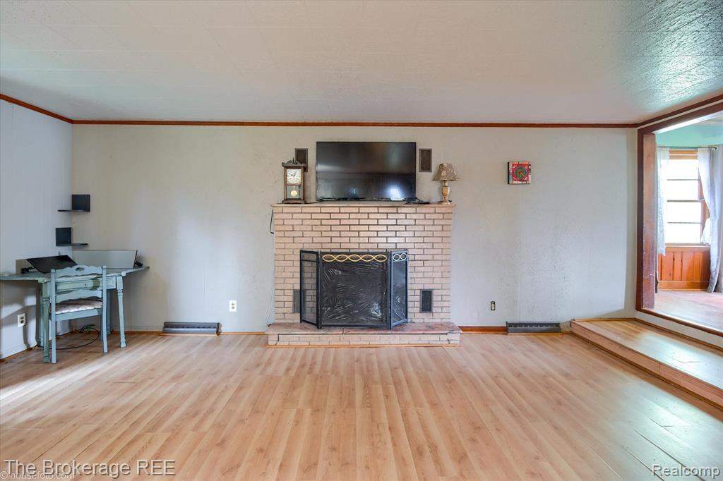 6449 Lapeer Road, Burton, MI 48509 — Photo 8