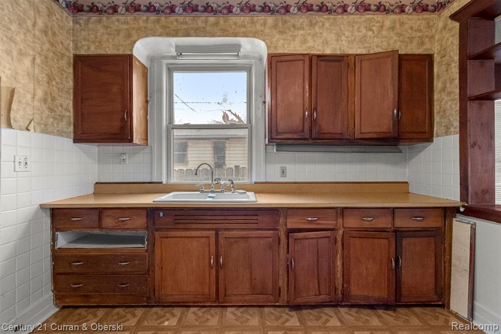 3949 Trenton Street, Detroit, MI 48210 — Photo 16