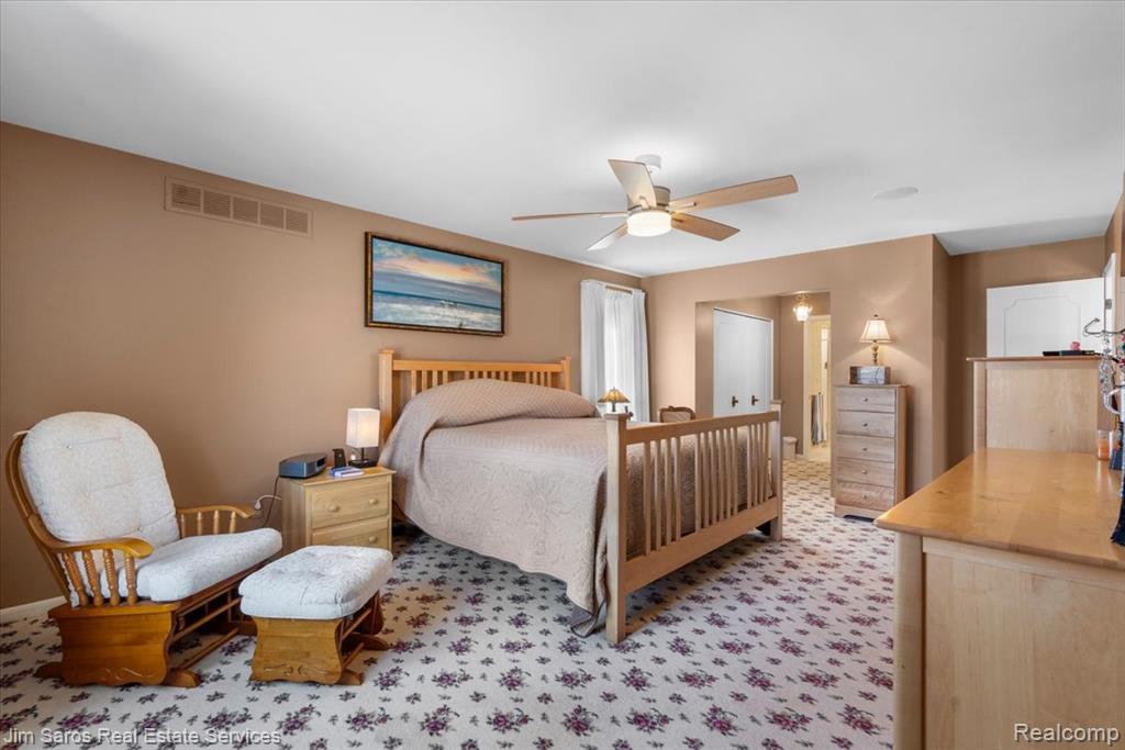75 S Duval Road, Grosse Pointe Shores, MI 48236 — Photo 29