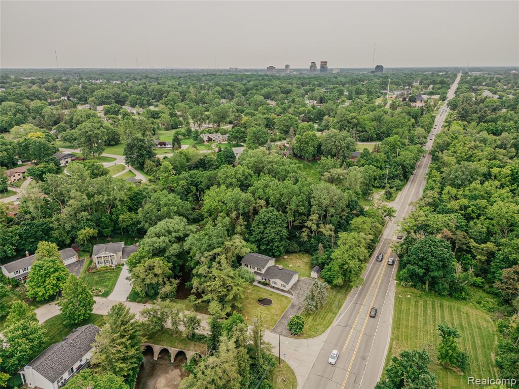 21993 Riverview Drive, Beverly Hills, MI 48025 — Photo 84