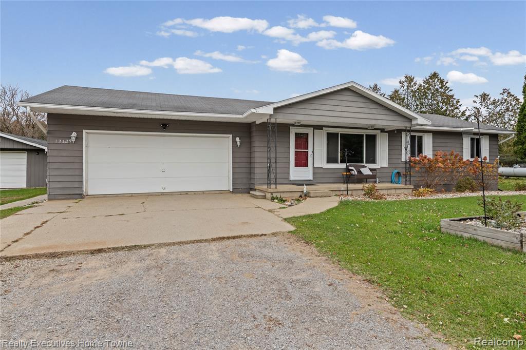 12429 Mt Morris Road, Columbiaville, MI 48421 — Photo 29