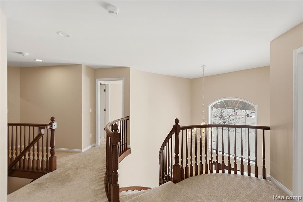 966 Majestic Drive, Rochester Hills, MI 48306 — Photo 28