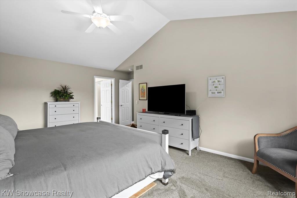 45776 Bristol Circle, Novi, MI 48377 — Photo 23