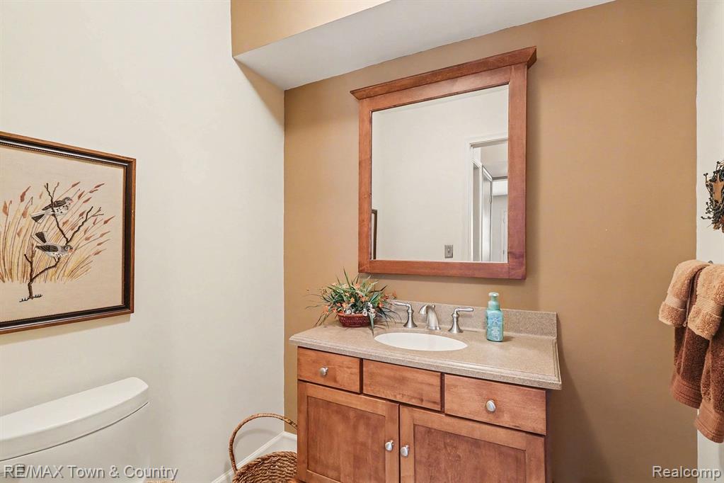 426 Bellewood Drive, Flushing, MI 48433 — Photo 22