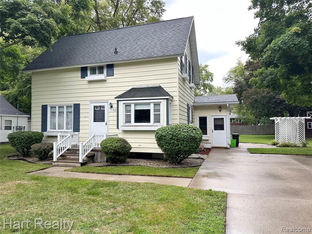 4286 Oak Street, Cass City, MI 48726 — front exterior
