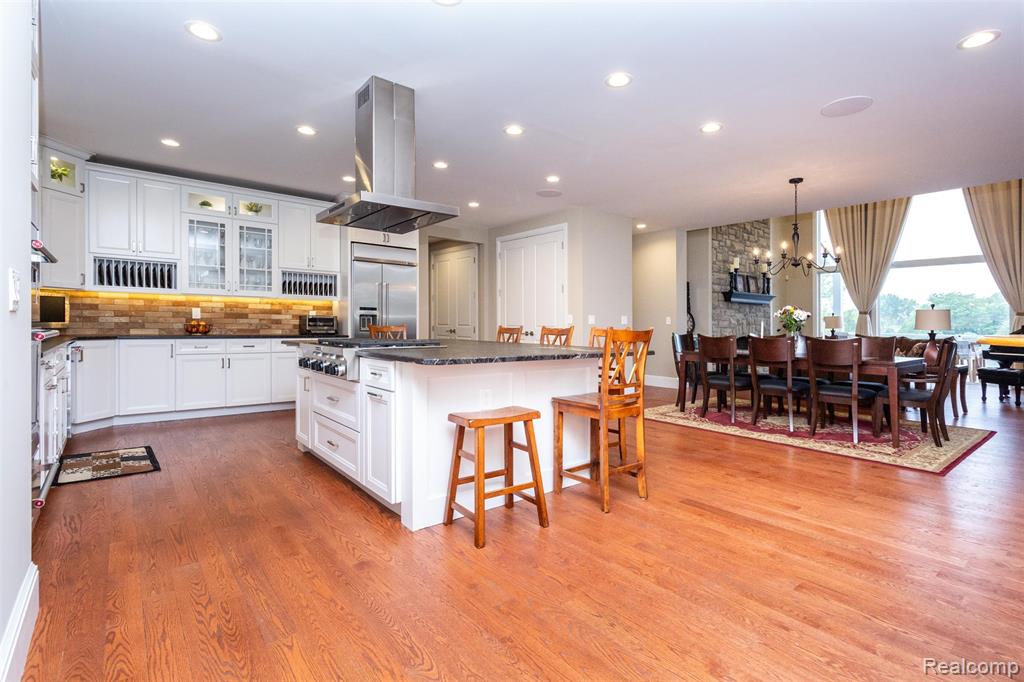 302 Tanview Drive, Oxford, MI, 48371