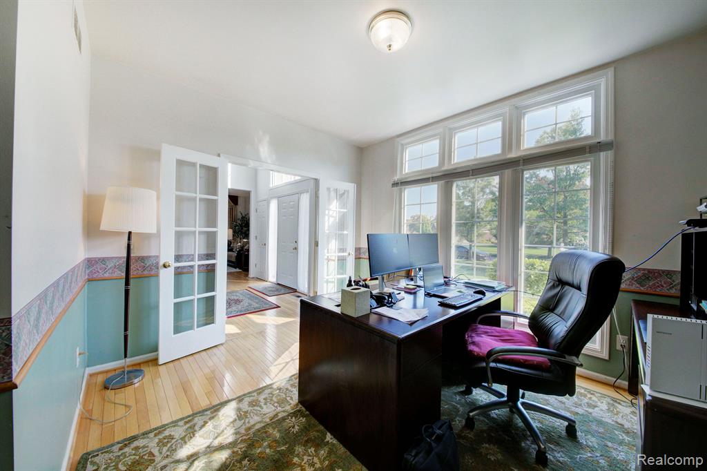 6813 Poppleton Road, Canton, MI 48187 — Photo 6