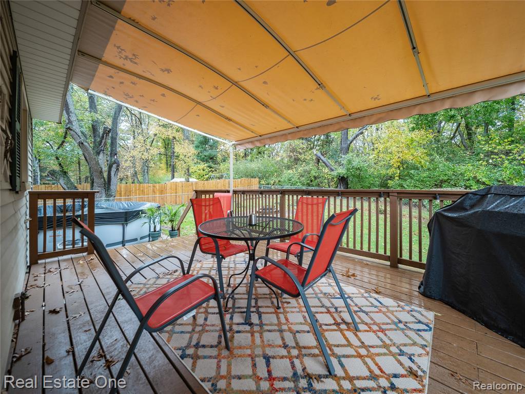 8789 Fieldcrest Drive, Brighton, MI 48116 — Photo 16