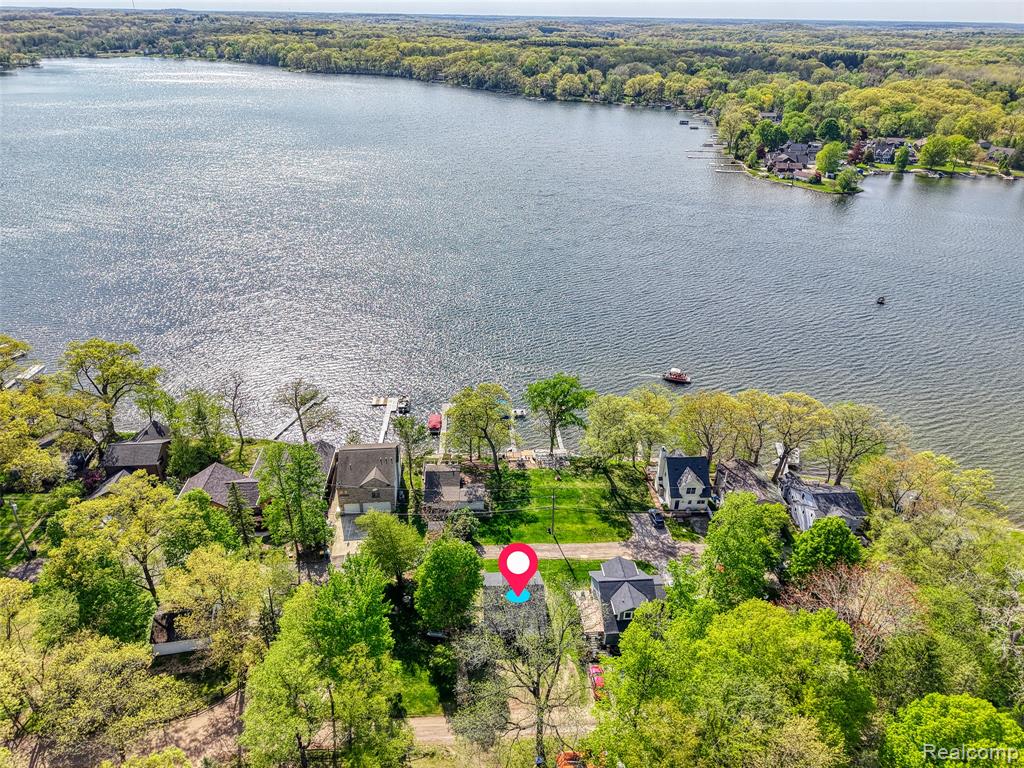 7490 Noahs Landing, Gregory, MI 48137 — Photo 8