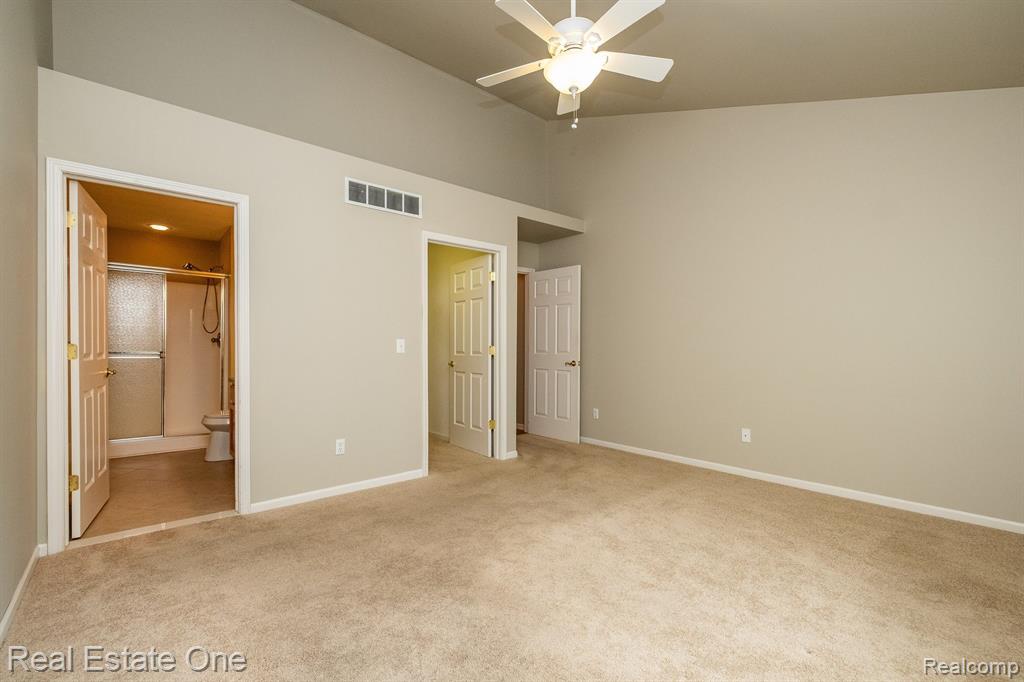 8113 SUTTON Court, White Lake, MI — Photo 24