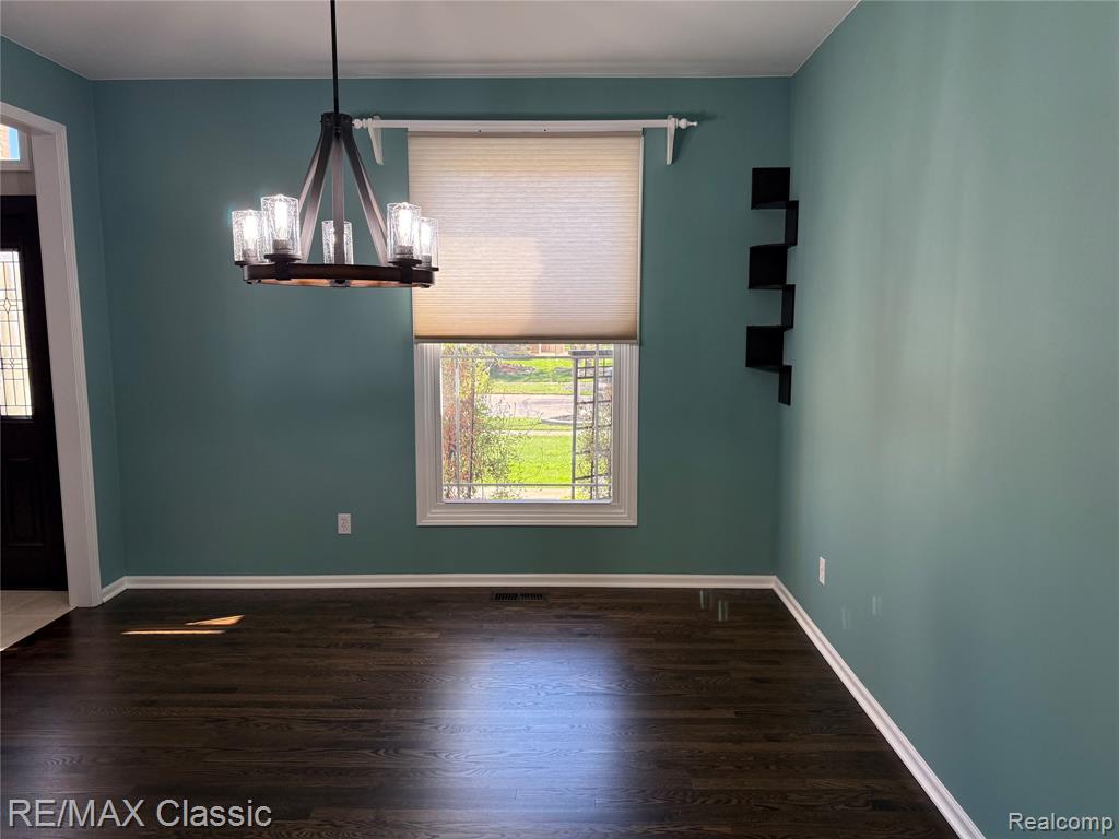 47272 Woodlong Drive, Canton, MI 48187 — Photo 6
