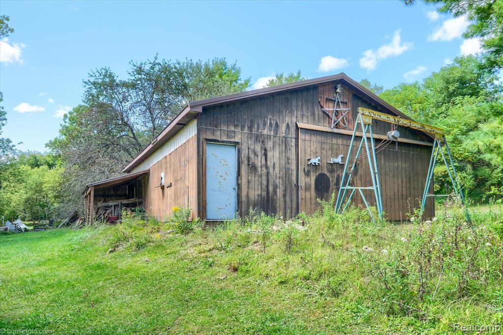4425 West Street, Leonard, MI 48367 — Photo 5