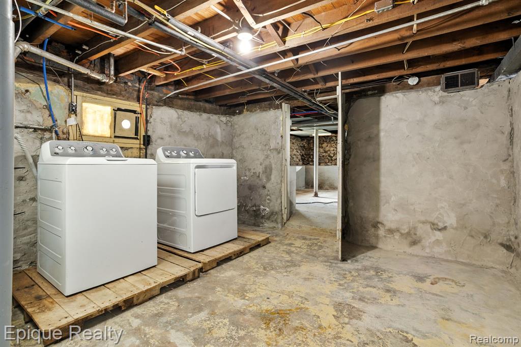 304 Jones Street, Yale, MI 48097 — Photo 20
