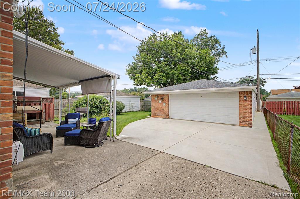 447 Gilman Street, Garden City, MI — Photo 4
