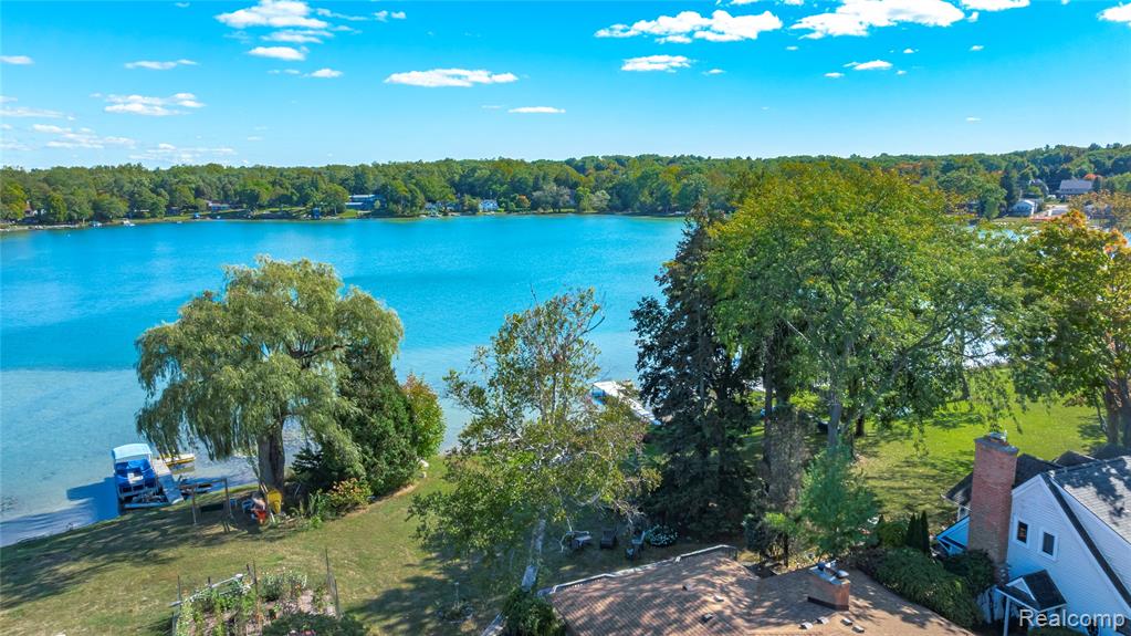 6351 Alden Court, West Bloomfield, MI 48324 — Photo 4