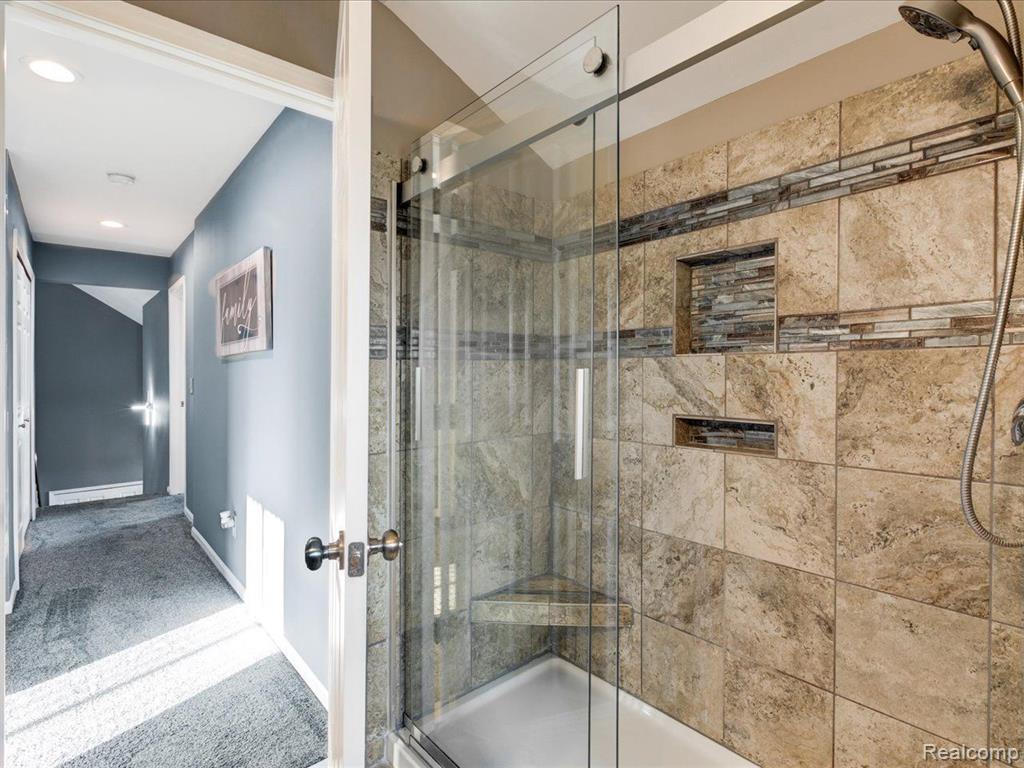 49275 SANTA ANITA Drive W, Chesterfield, MI 48047 — Photo 48