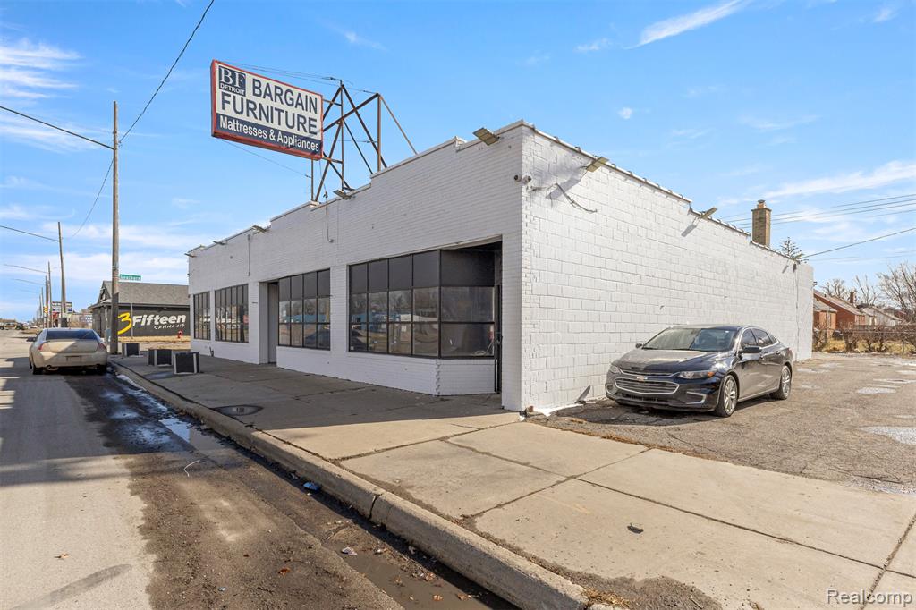 12732 E 8 Mile Road, Detroit, MI 48205 — Photo 29