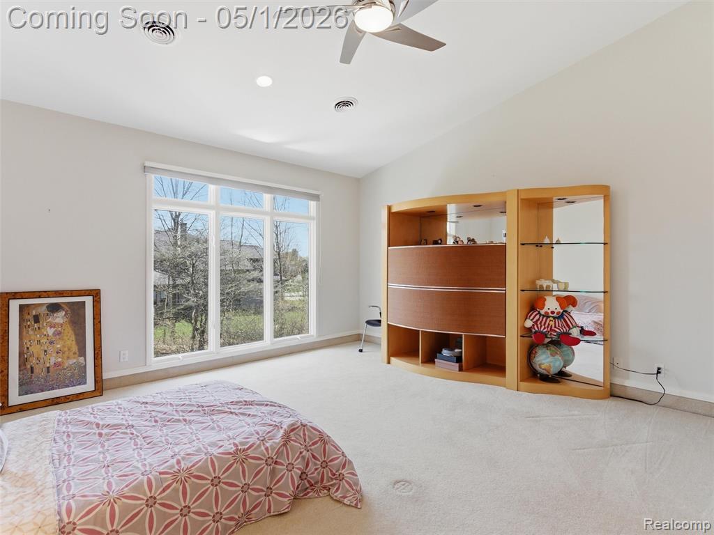 8390 Warwick Groves Court, Grand Blanc, MI 48439 — Photo 46