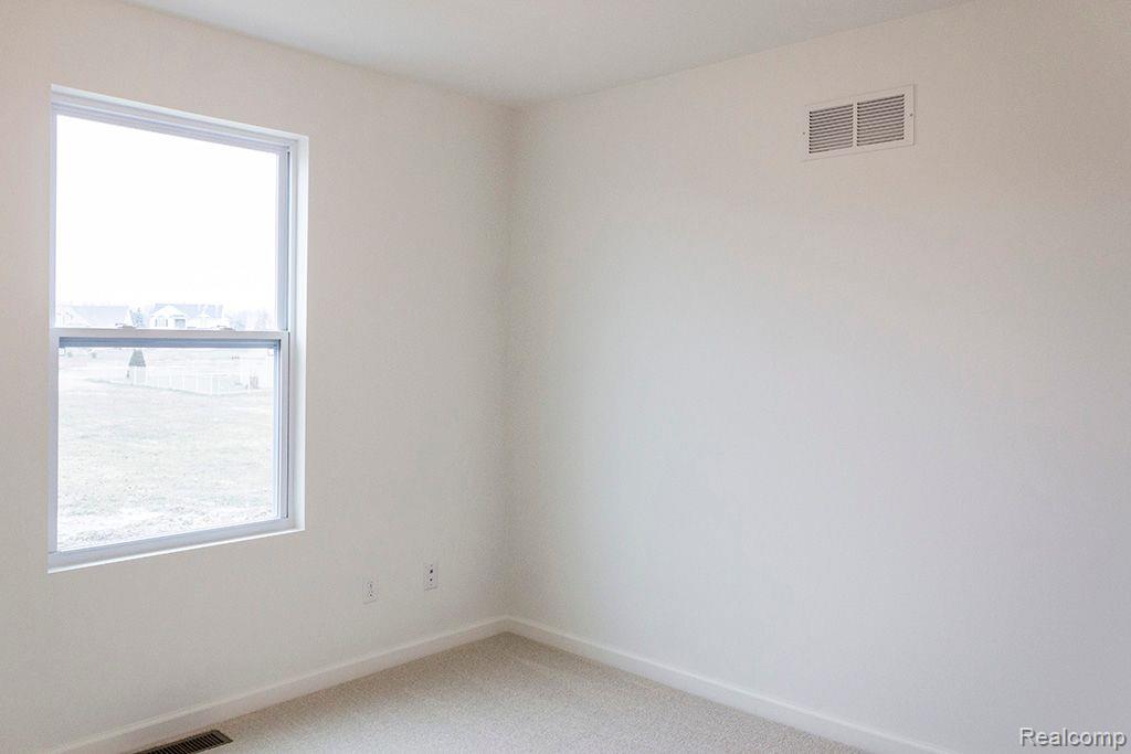 58410 Pembrooke Avenue, New Haven, MI 48048 — Photo 12