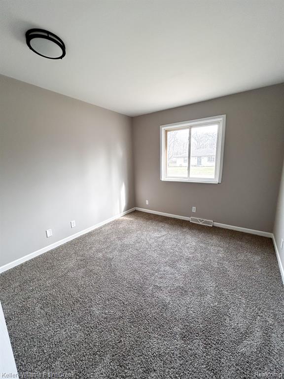 5832 OPALINE Drive, Waterford, MI 48327 — Photo 15
