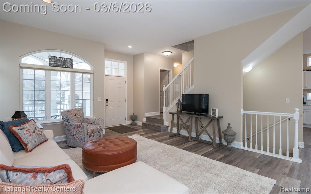 1015 Watersedge Court, Oxford, MI 48371 — Photo 10