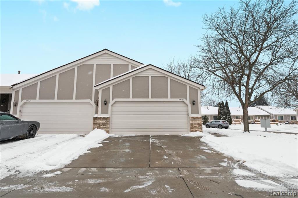 42158 Blossom Lane, 44, Clinton Twp, MI 48038 — Photo 3