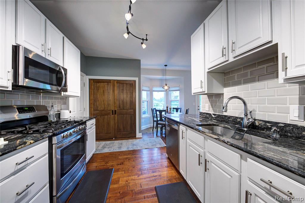 7862 Summer Breeze Trail, Howell, MI 48843 — Photo 12
