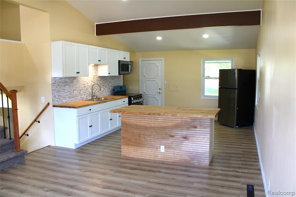 3414 Clement Street, Flint, MI 48504 — Photo 8