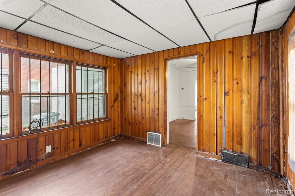 8547 Meyers Road, Detroit, MI 48228 — Photo 10