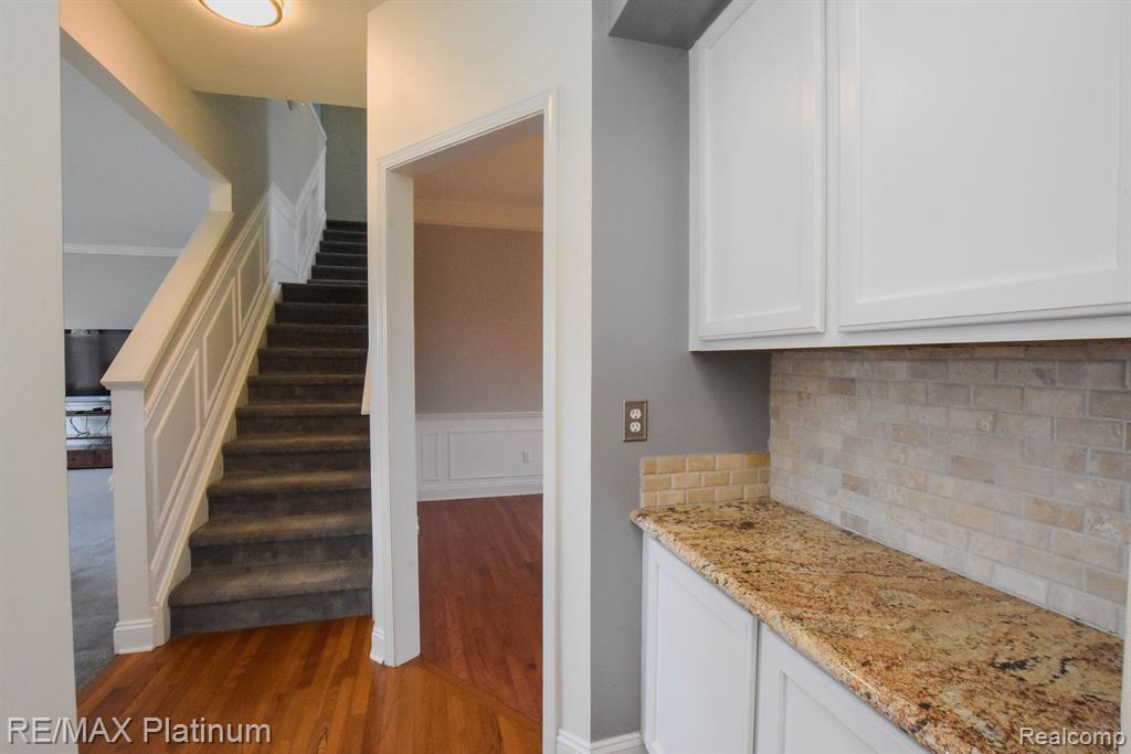 4237 MERRIMAN Loop, Howell, MI 48843 — Photo 27