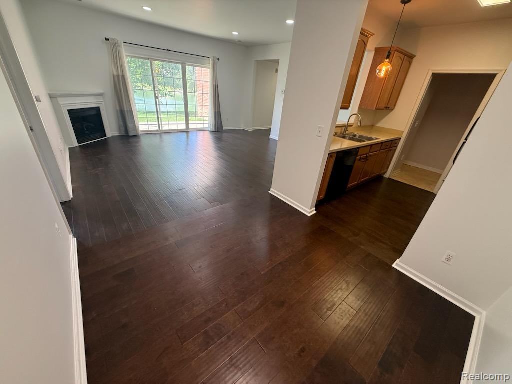 48449 MANOR BRIDGE Drive, Canton, MI 48188 — Photo 4