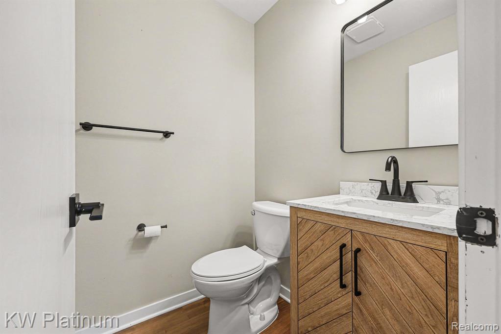 31825 Breezeway, New Baltimore, MI 48047 — Photo 14