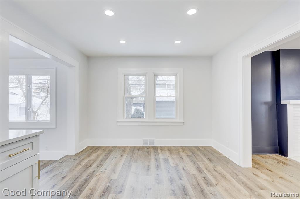 16309 Kirkshire Avenue, Beverly Hills, MI 48025 — Photo 19