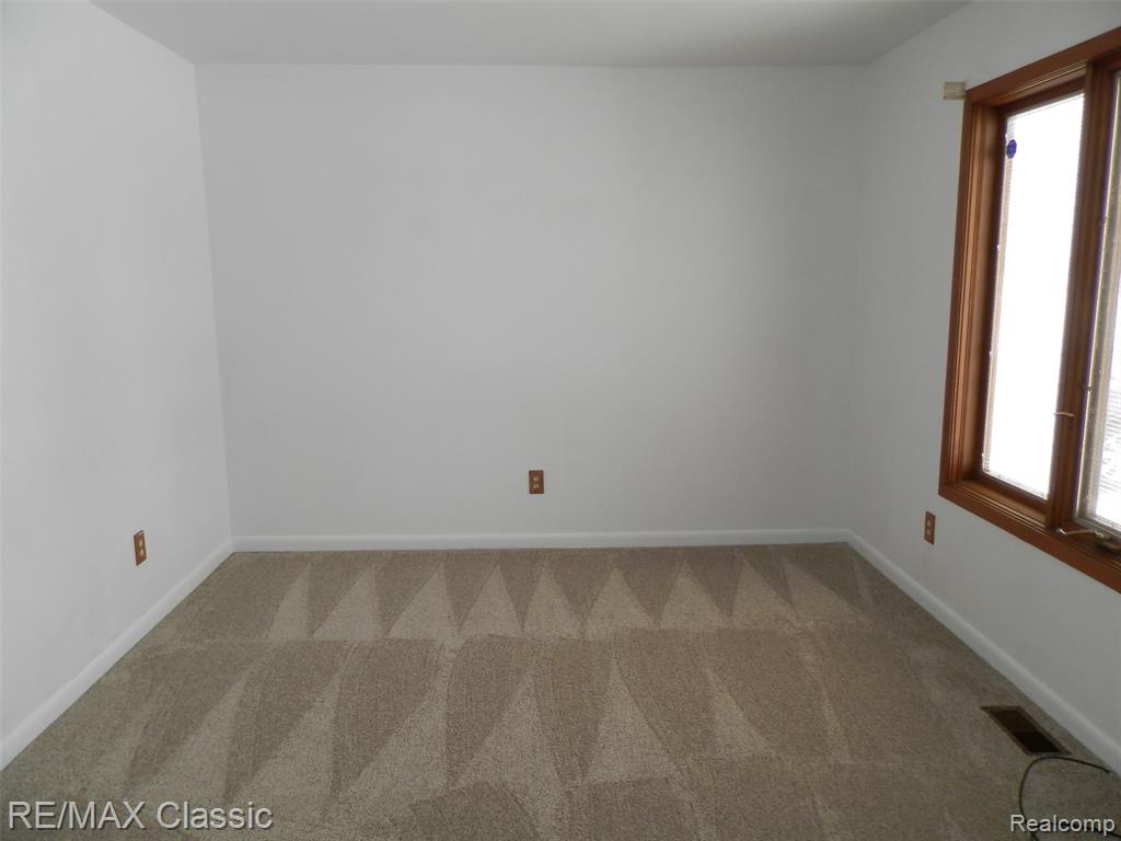 41345 Singh Boulevard, Novi, MI — Photo 8