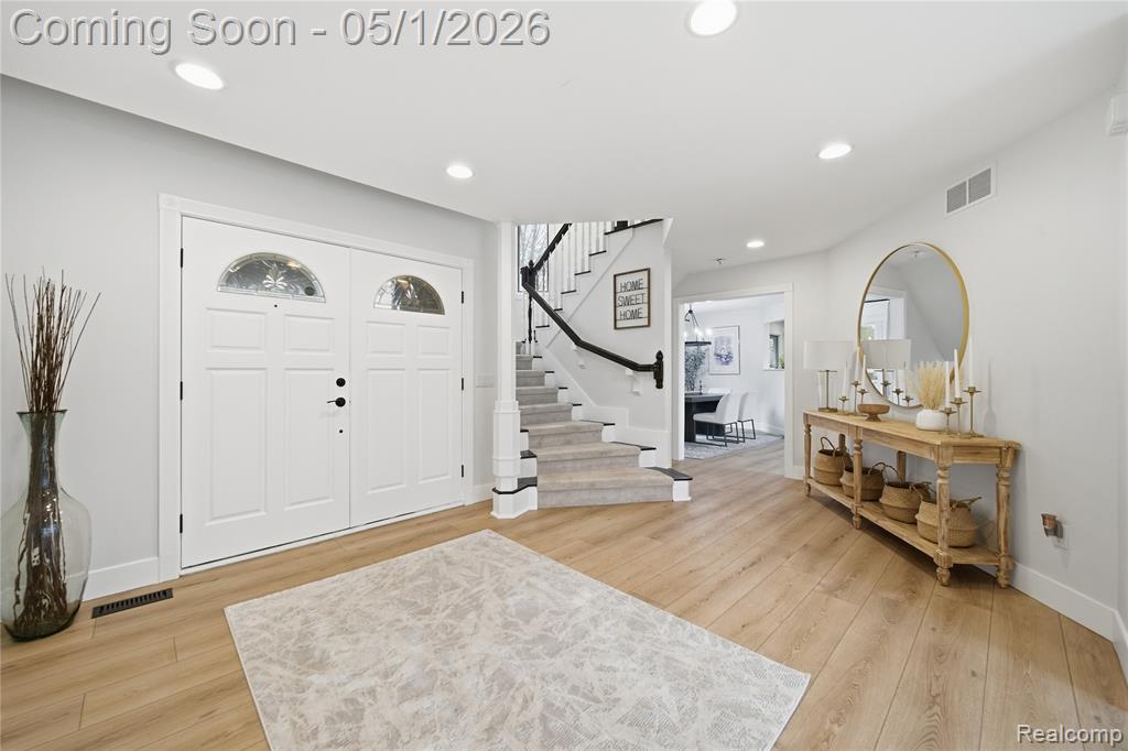 7527 Koby Court, White Lake, MI 48383 — Photo 17