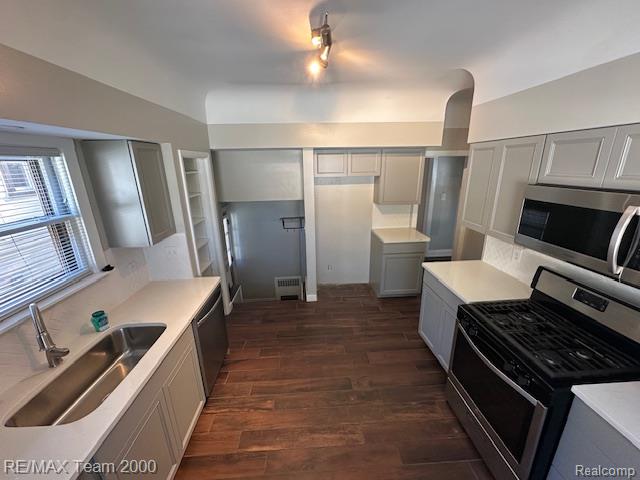 1032 Beaconsfield Avenue, Grosse Pointe Park, MI 48230 — Photo 16