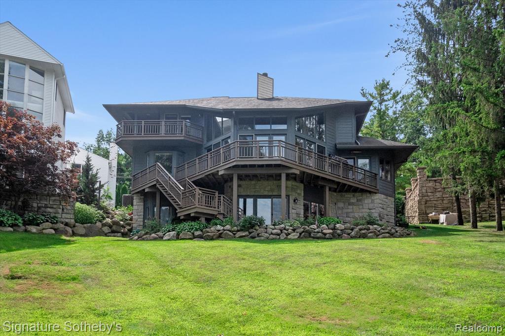 1745 Ridge Road, White Lake, MI 48383 — Photo 36