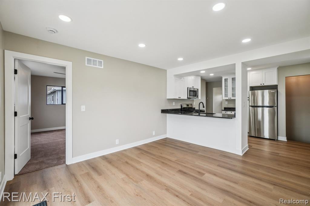 27520 Bohnhoff Street, Roseville, MI 48066 — Photo 8