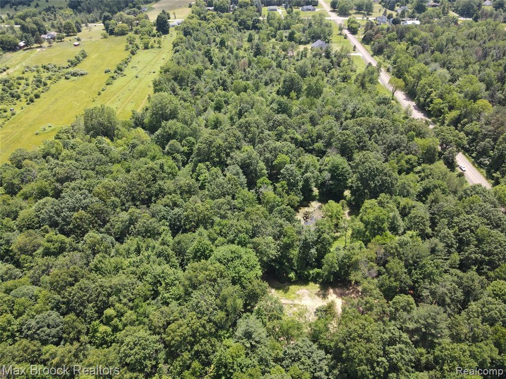 7132 N Oak Road, Davison, MI 48423 — Photo 15