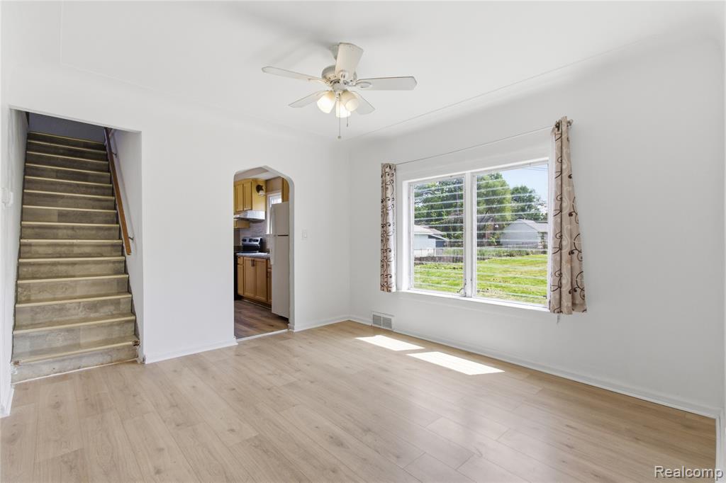 8238 Fisher Avenue, Warren, MI 48089 — Photo 6