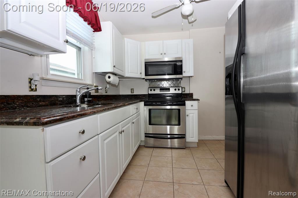 4011 Mildred Street, Wayne, MI 48184 — Photo 8