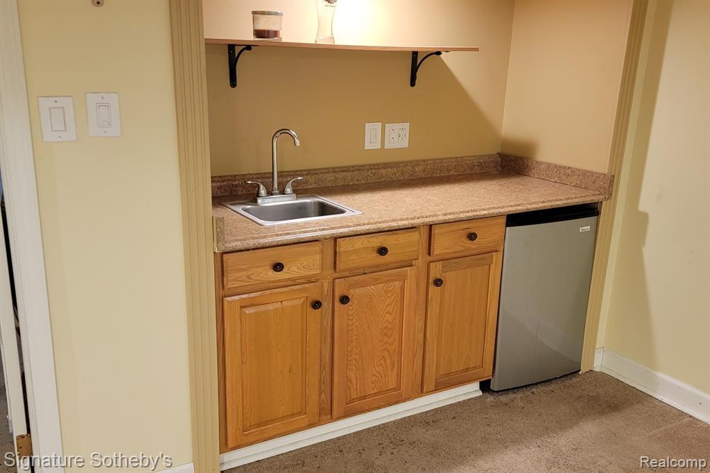 1937 Allard Avenue, Grosse Pointe Woods, MI 48236 — Photo 15