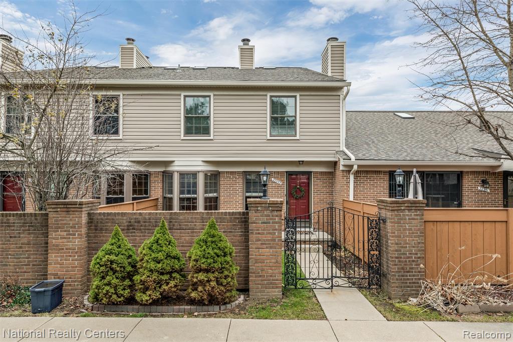 22353 PEACHTREE, Novi, MI — Photo 2