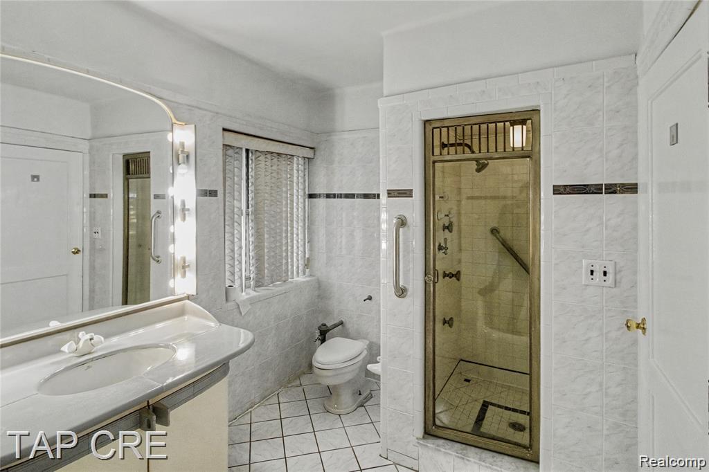 244 Arden Park Boulevard Boulevard, Detroit, MI 48202 — Photo 28