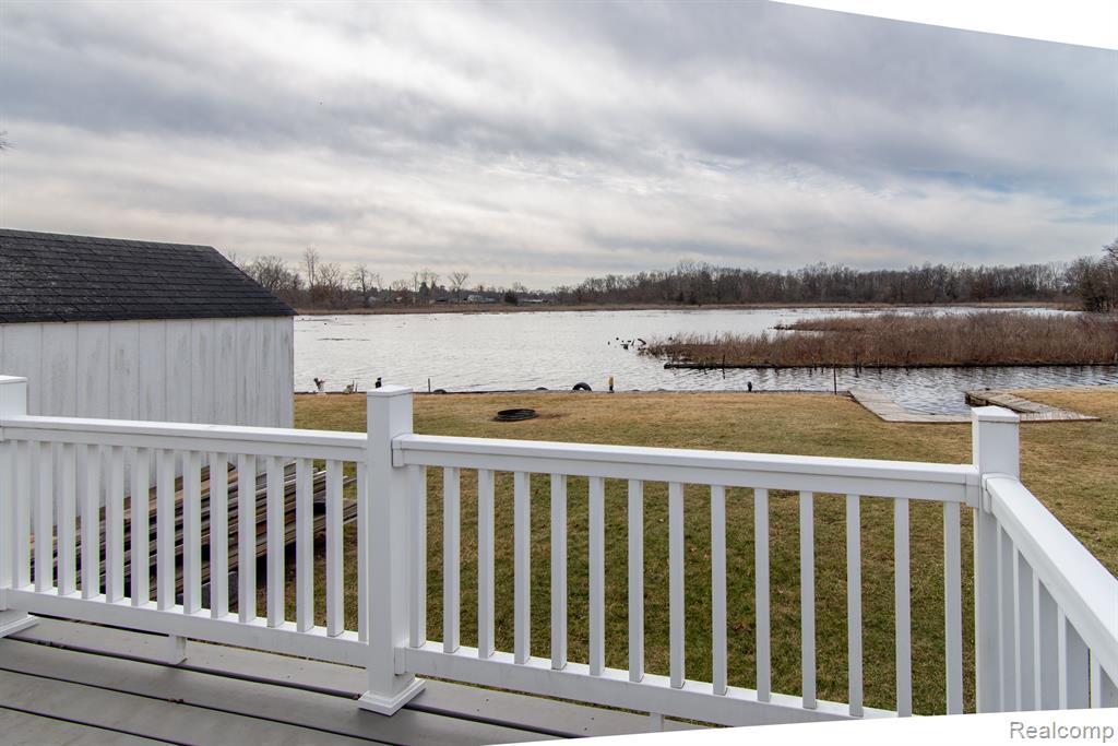 861 S LAKESIDE Drive, Michigan Center, MI 49254 — Photo 3